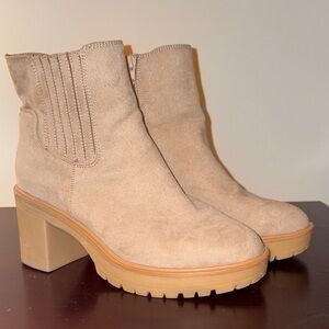 Women's Tan Ankle Boots